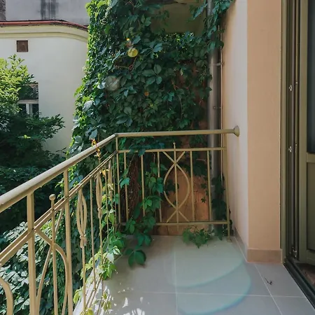 Aparthotel Movart Boutique