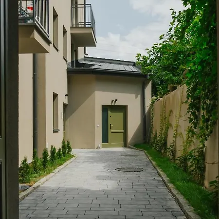Movart Boutique Aparthotel