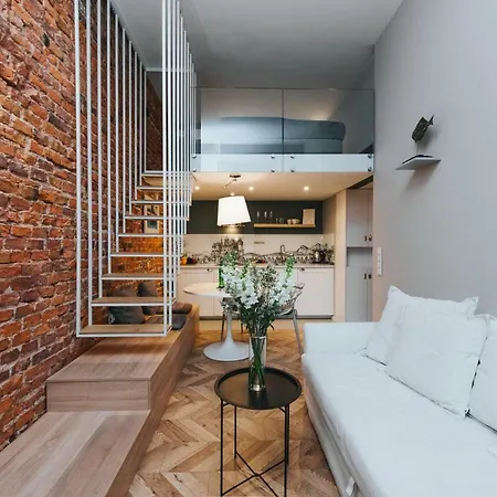 Movart Boutique Aparthotel 3*